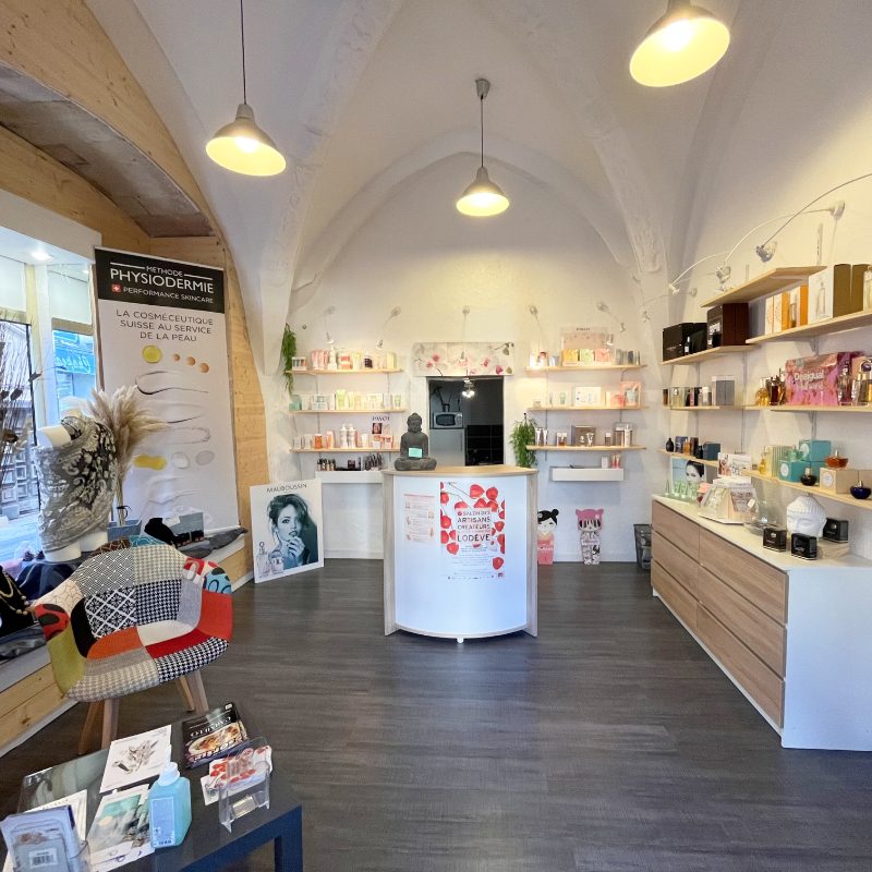 Prestige Beaute Epilations Lodeve Une Equipe Professionnelle A Votre Disposition